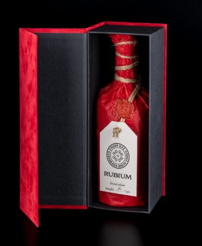 Amaro ILEX RUBIUM 0,7L Limited edition